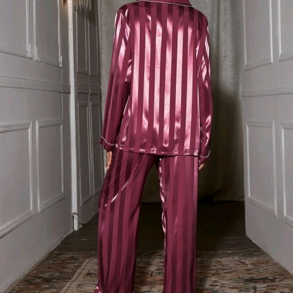 Contrast binding satin night set pyjamas - Picture 3 of 7